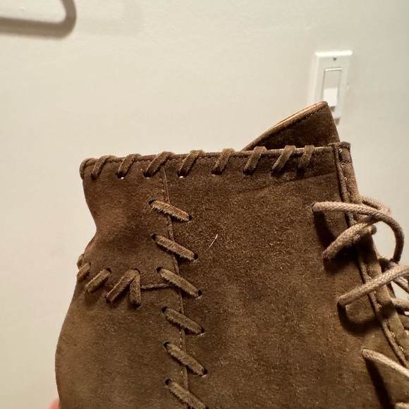 Stuart Whitman Wallawalla Suede Ankle boots 6.5 - Picture 10 of 11